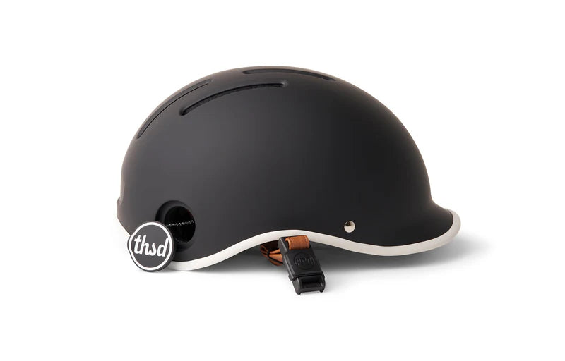 Thousand Heritage 2.0 Hjelm Carbon Black