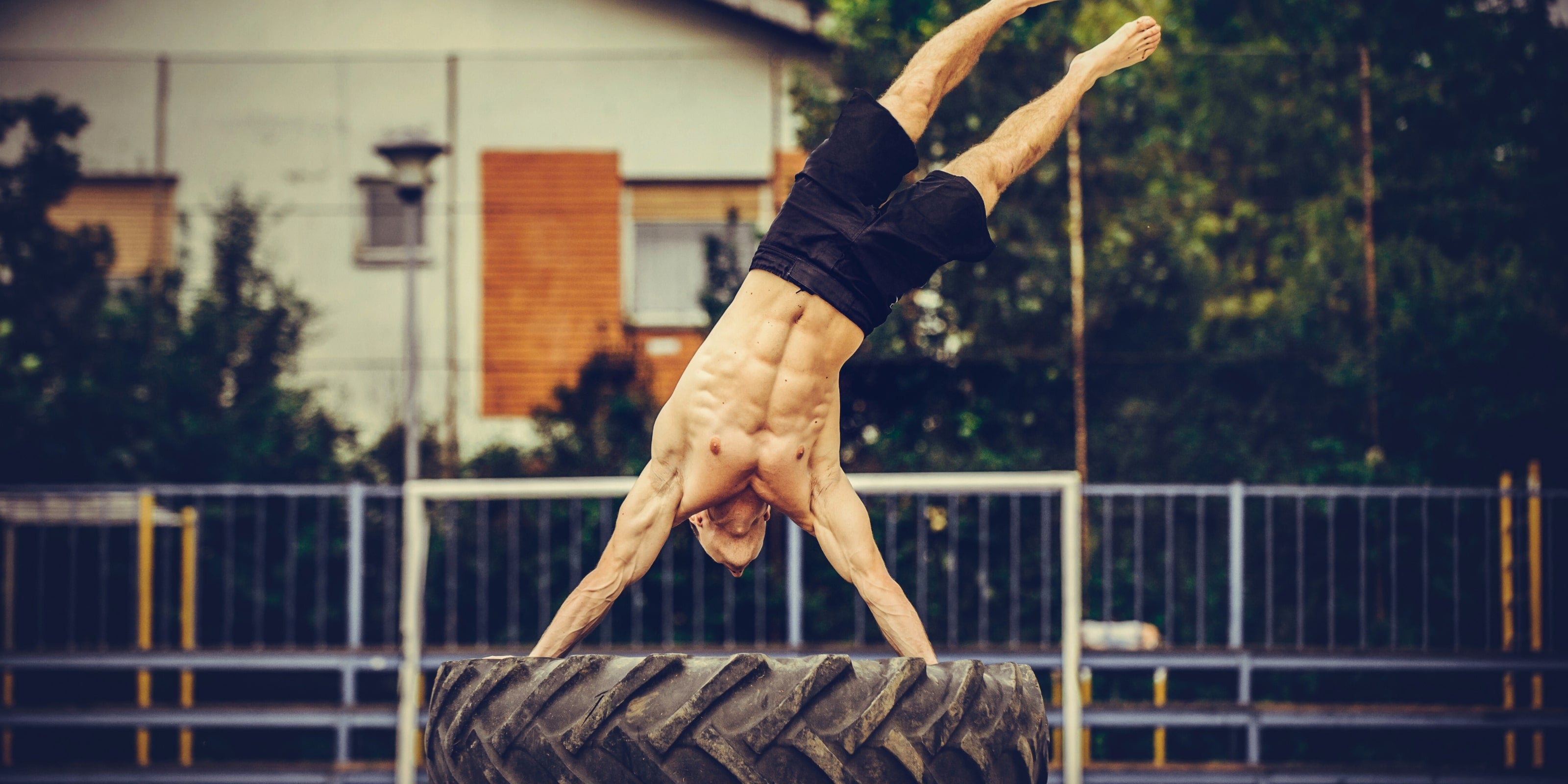 Man Fitness Energy Drink Chews Gels Protein Bar Calisthenics