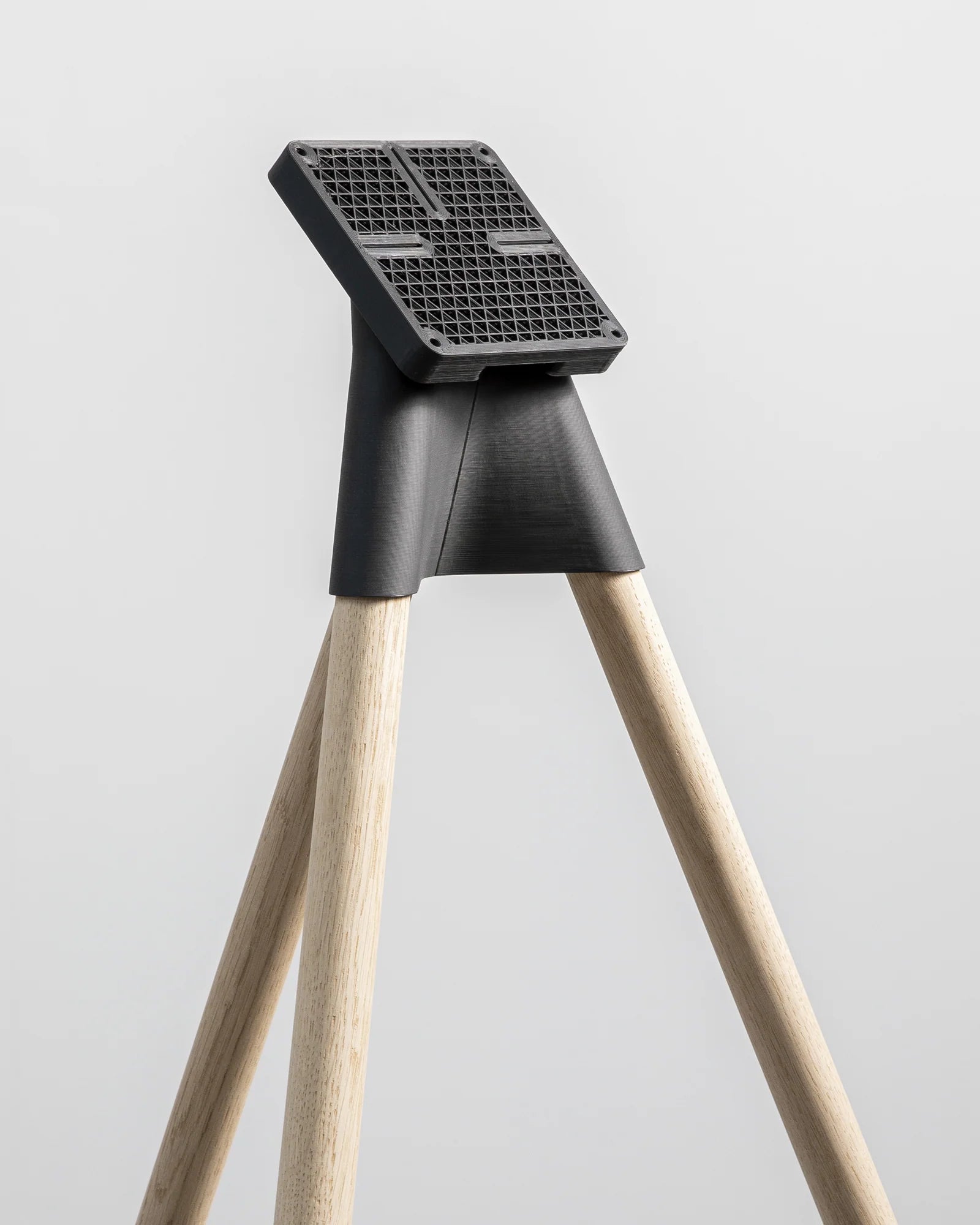 Tons Widescreen Stand